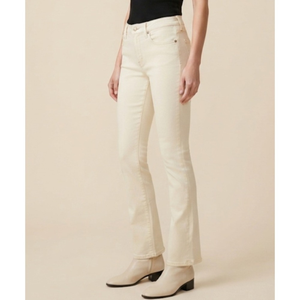 Express Skyscraper Mid Rise Flare Jeans Cream Off-White Conscious Edit 10R Slit‎